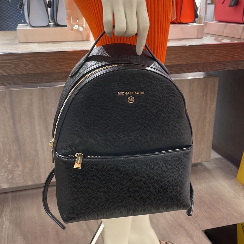 Michael Kors Womens Valerie Medium Logo Backpack 30F2G9VB2B 
Black
NWT - Picture 4 of 16